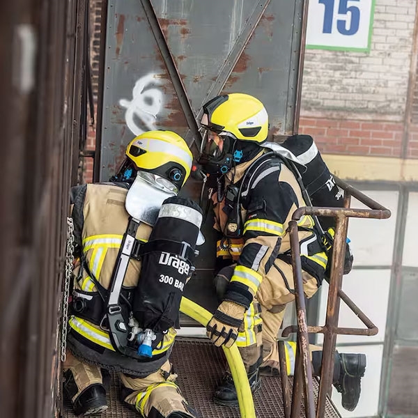 /fileuploads/produtos/bombeiros-e-protecao-civil/epis-bombeiros/capacetes-bombeiros/DRACAPSAFPRO_3.jpg