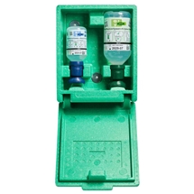 estacao-mural-plum-com-garrafa-lava-olhos-478