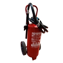 extintor-po-quimico-abc-25kg-em-carro