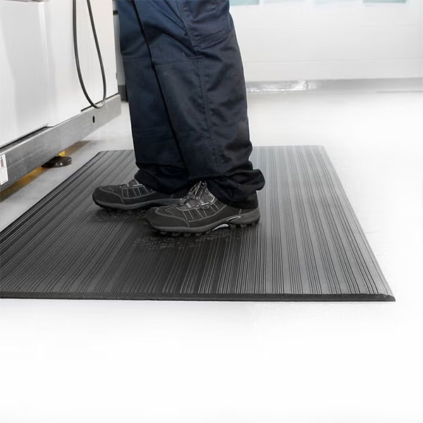/fileuploads/produtos/epcs/ergonomia/tapetes-antifadiga/FARTAPF340_4.jpg