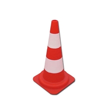 cone-de-sinalizacao-polietileno-50cm-com-2-bandas-pintadas