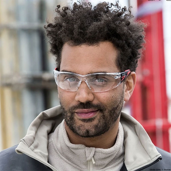/fileuploads/produtos/epis/oculos-e-viseiras/oculos/OCURUSPLU_2.jpg