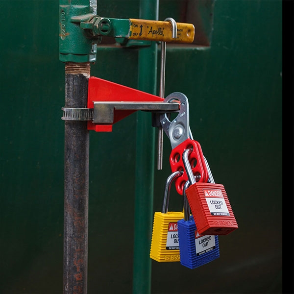 /fileuploads/produtos/sistemas-de-seguranca/lockout-tagout/cadeados/BRA150321_4.jpg